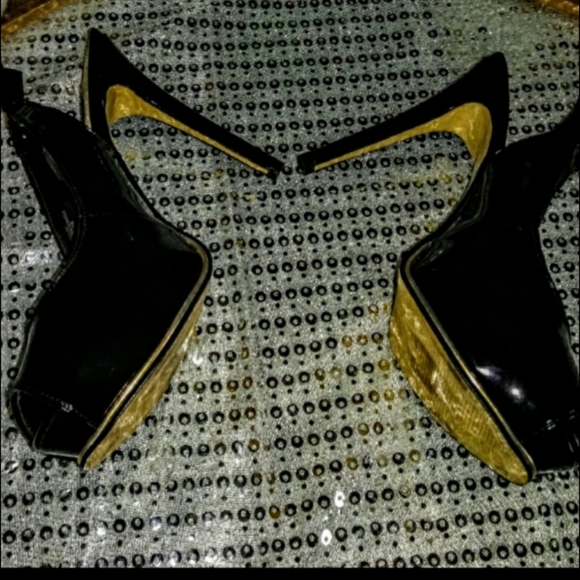 Guess Shoe Size 7.5 Sling Back Stiletto Open Toe - Picture 6 of 16